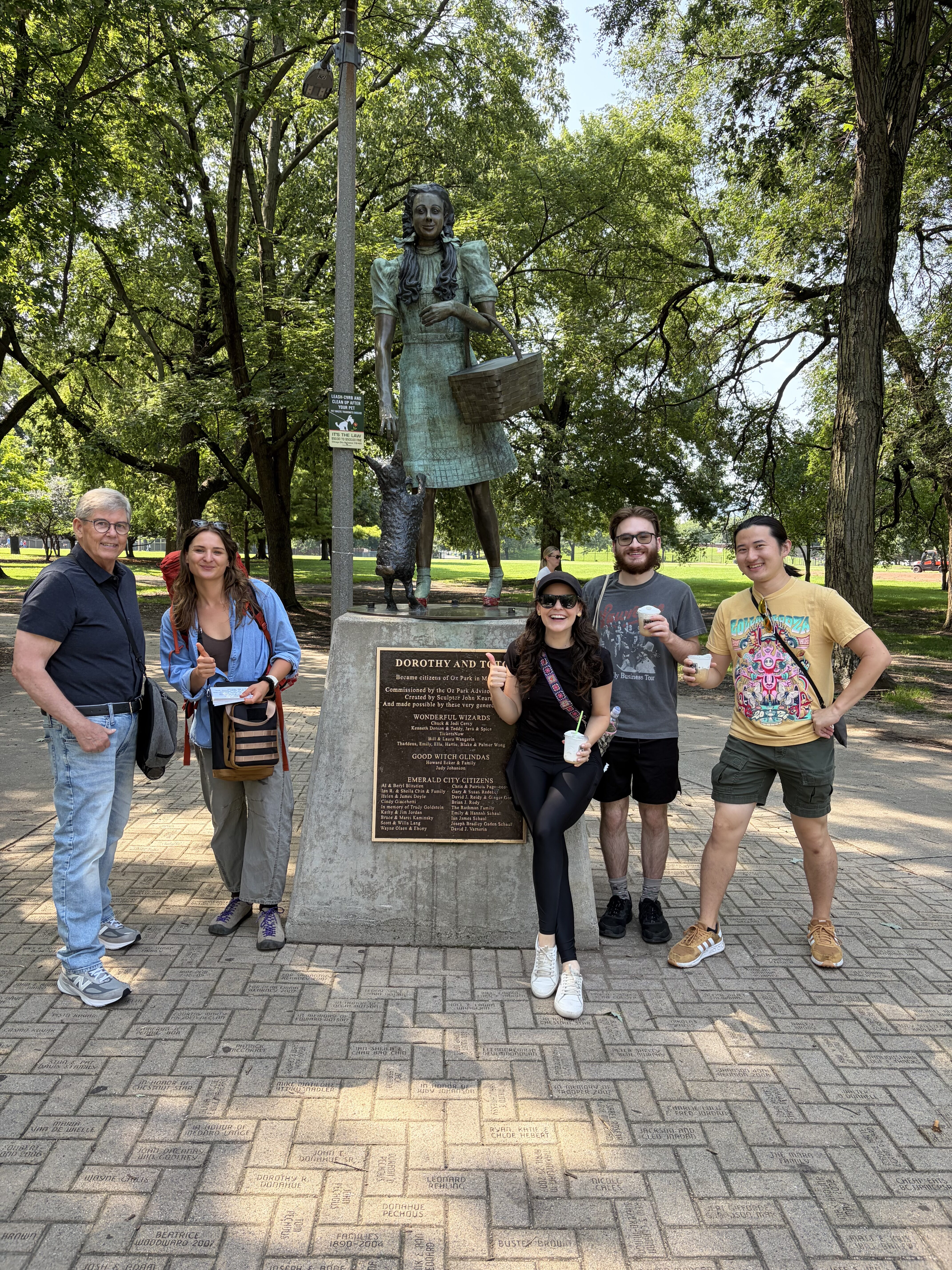 Tour guests enjoying Lincoln Park walking tour